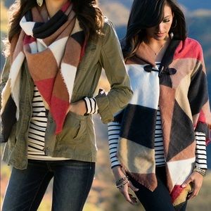 Grace & Lace Blanket Toggle Poncho Mosaic Plaid